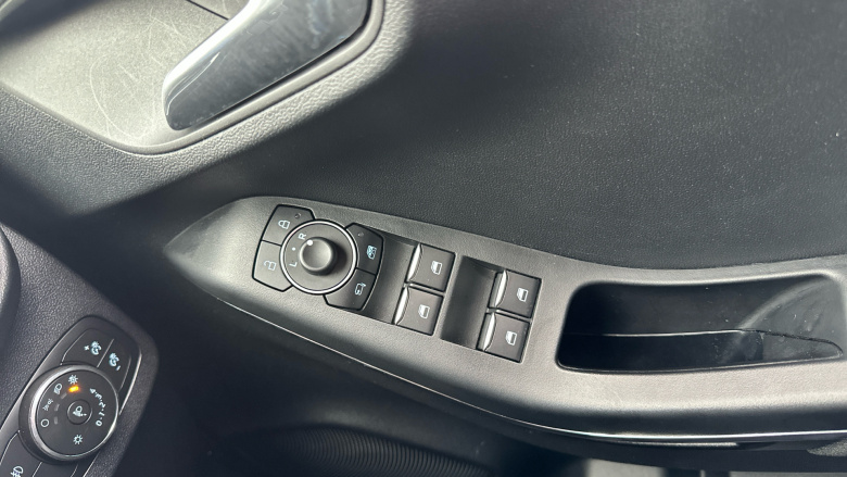 Ford Puma 1.0 EcoBoost Hybrid mHEV ST-Line 5dr Petrol Hatchback